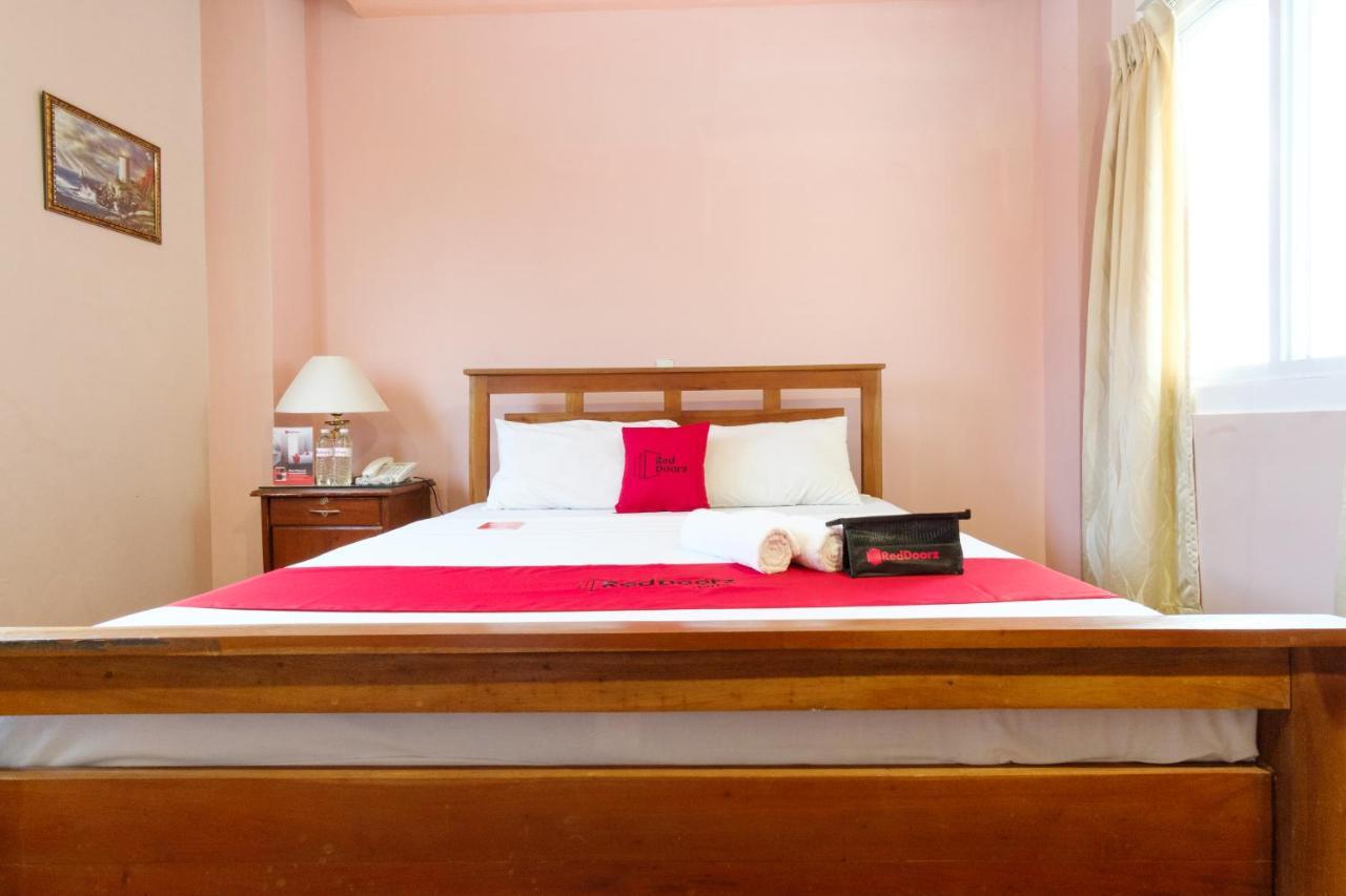 Reddoorz Near Camp Montelibano Hotel Bacolod Exterior foto